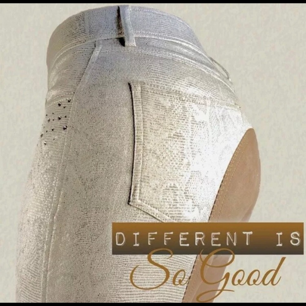 HKM Cavallino Marino Rimini Gold Full Seat Breech